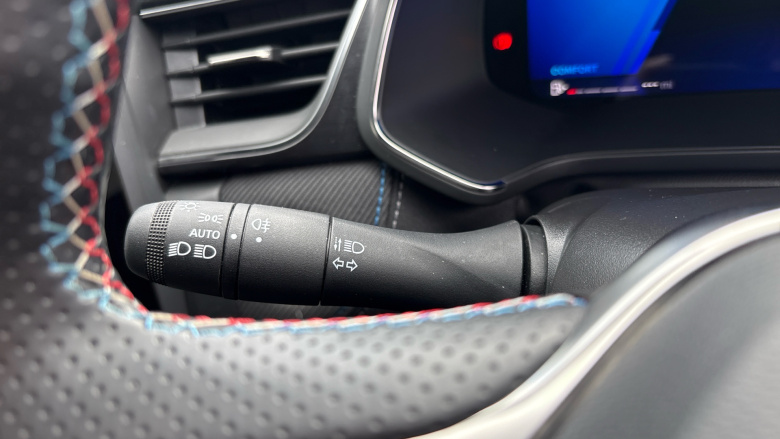 Renault Symbioz 1.6 E-Tech FHEV 145 Techno Esprit Alpine 5dr Auto Hybrid Estate